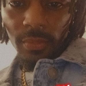 Meet your Posher, Flo